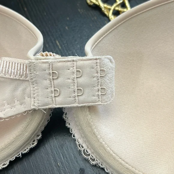 NWT Wacoal Women's La Femme Contour Bra Size 30D 853117 - Picture 6 of 8